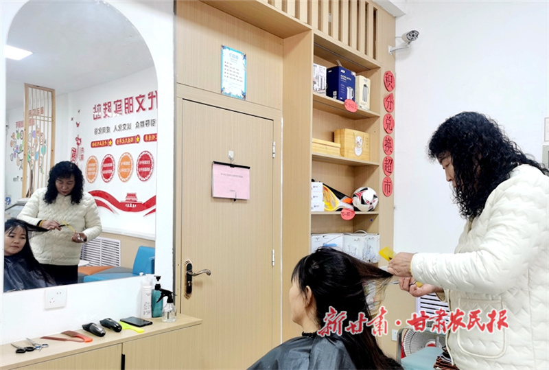 華亭市新時代文明實(shí)踐站3606.jpg