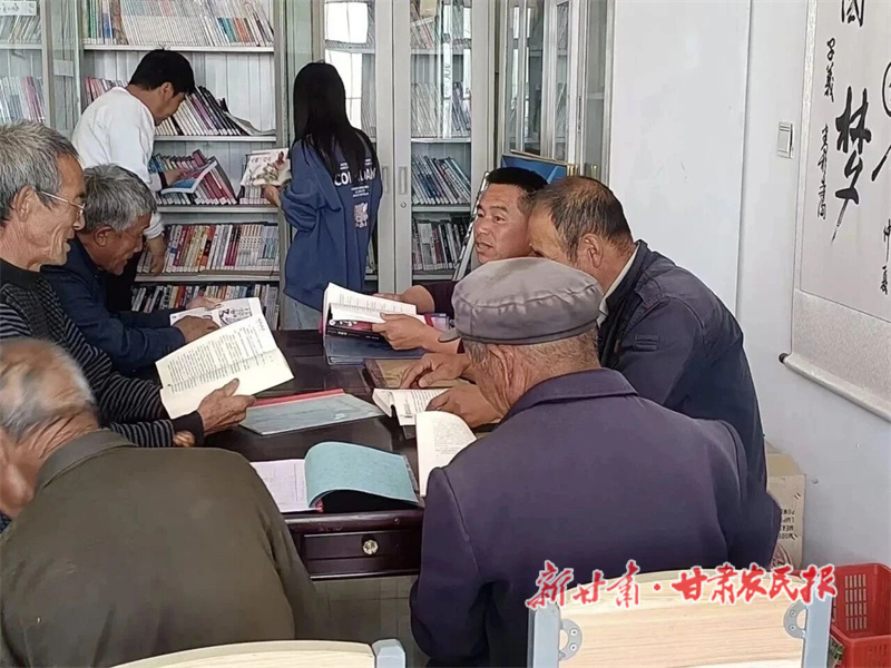 華亭：書(shū)香繞藥田，鄉(xiāng)風(fēng)文明促振興